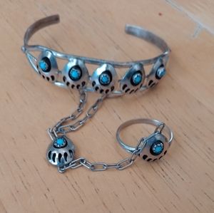 Slave bracelets native American bear paw turquoise